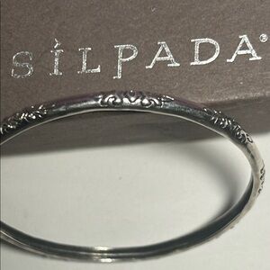Silpada .925 Silver X O Willow Etched Bangle